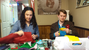 Kirstin and Dickie making flowers